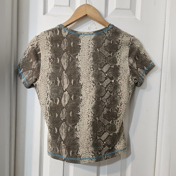 VELVET Animal Print Top - Picture 3 of 4
